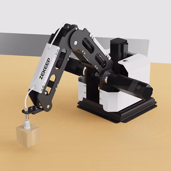 3042b, un brazo robótico completamente automático que ayuda con la carga y descarga en la industria alimentaria y la paletización de productos